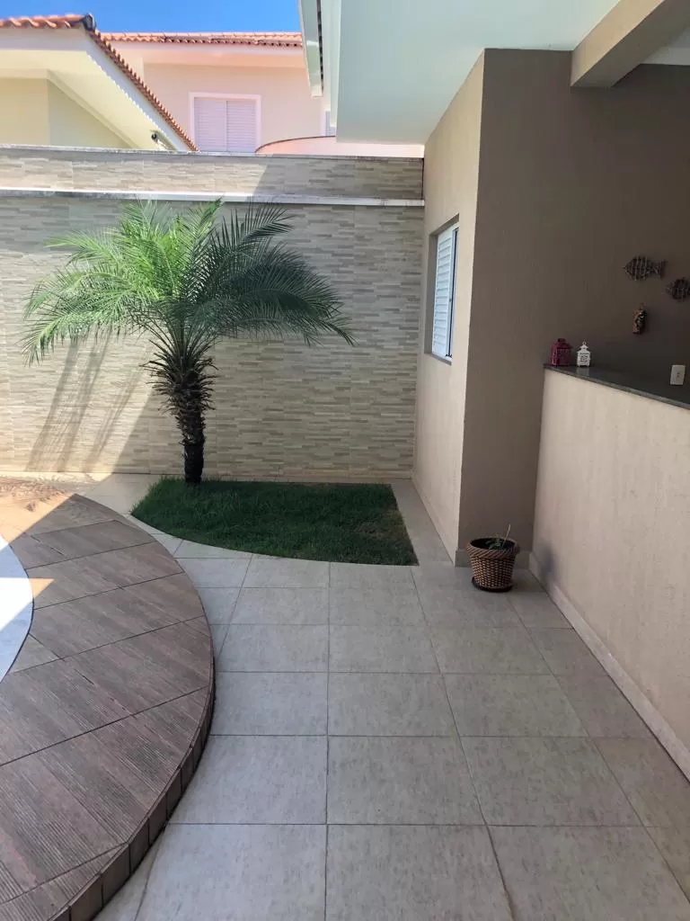 Sobrado à Venda no Campolim com 3 suítes, escritório e piscina, 321m² em Sorocaba/SP no Condomínio Tivoli Park