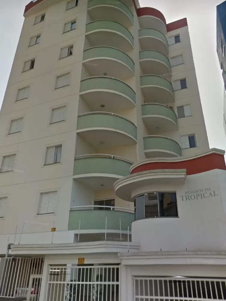 Apartamento Duplex na Cobertura à Venda com 3 quartos sendo 2 suítes e área gourmet, 130m² em Sorocaba/SP no Edifício Tropical