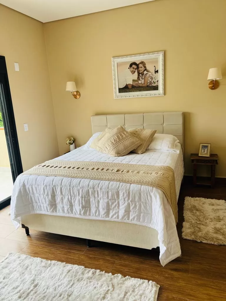 Casa Térrea à Vendacom 3 quartos sendo 1 suíte com closet, 220m² em Araçoiaba da Serra/SP no Condomínio Village Ipanema 