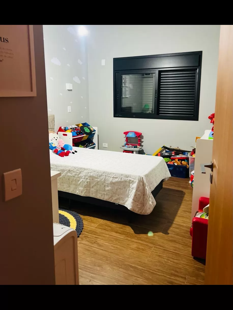 Casa Térrea à Vendacom 3 quartos sendo 1 suíte com closet, 220m² em Araçoiaba da Serra/SP no Condomínio Village Ipanema 