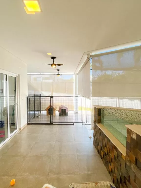 Mansão à Venda com 4 suítes, piscina, home theater e home-office, 748m² em Votorantim/SP no Condomínio Alphaville Nova Esplanada