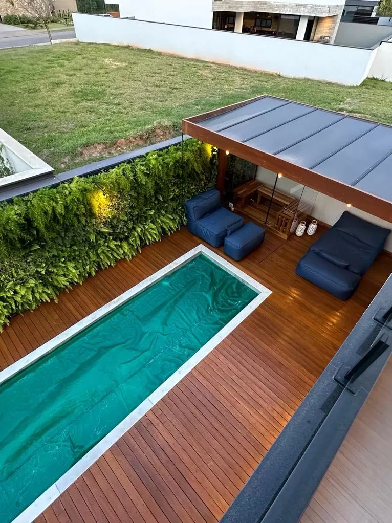 Sobrado à Venda na Modalidade de Porteira Fechada com 3 suítes e piscina, 425m² em Votorantim/SP no Condomínio Alphaville Nova Esplanada