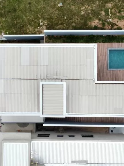 Sobrado Moderno à Venda com 3 suítes, escritório e piscina, 203m² em Votorantim/SP no Condomínio Cyrela Landscape 