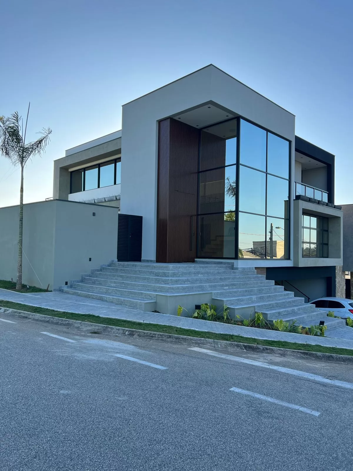 Casa à Venda com 3 suítes, escritório e piscina em Sorocaba/SP no Condomínio Campos do Conde