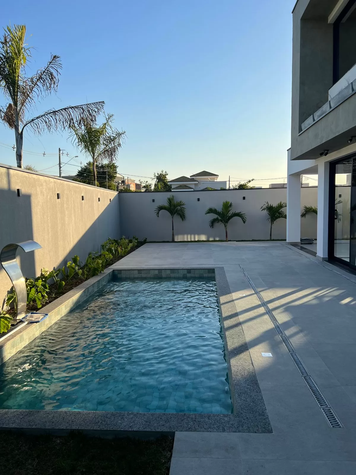 Casa à Venda com 3 suítes, escritório e piscina em Sorocaba/SP no Condomínio Campos do Conde