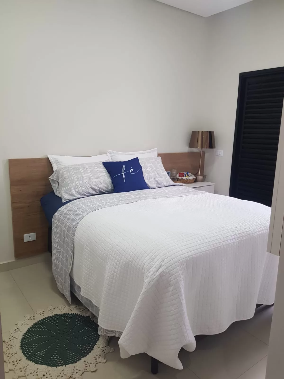 Casa à Venda na Modalidade de Porteira Fechada com 3 suítes e jacuzzi, 192m² em Sorocaba/SP no Condomínio Terras de São Francisco