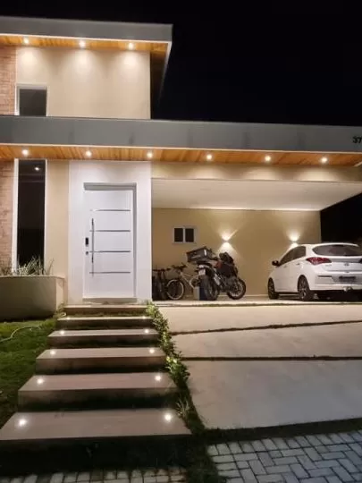 Casa à Venda com 3 suítes sendo 1 master com closet e móveis planejados, 280m² em Votorantim/SP no Condomínio Alphaville Nova Esplanada 