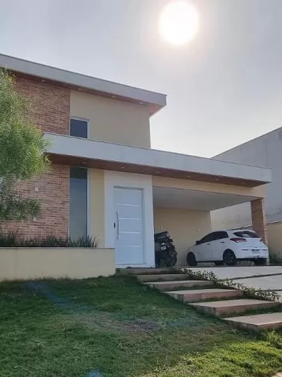 Casa à Venda com 3 suítes sendo 1 master com closet e móveis planejados, 280m² em Votorantim/SP no Condomínio Alphaville Nova Esplanada 