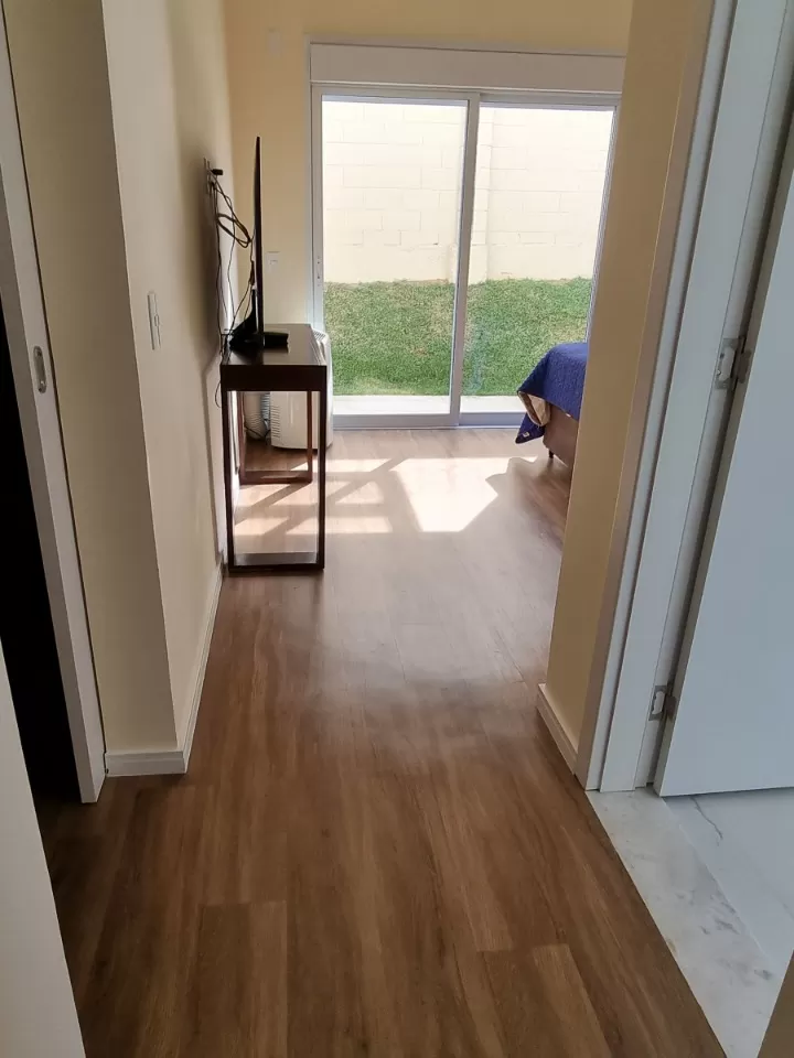 Casa à Venda com 3 suítes sendo 1 master com closet e móveis planejados, 280m² em Votorantim/SP no Condomínio Alphaville Nova Esplanada 