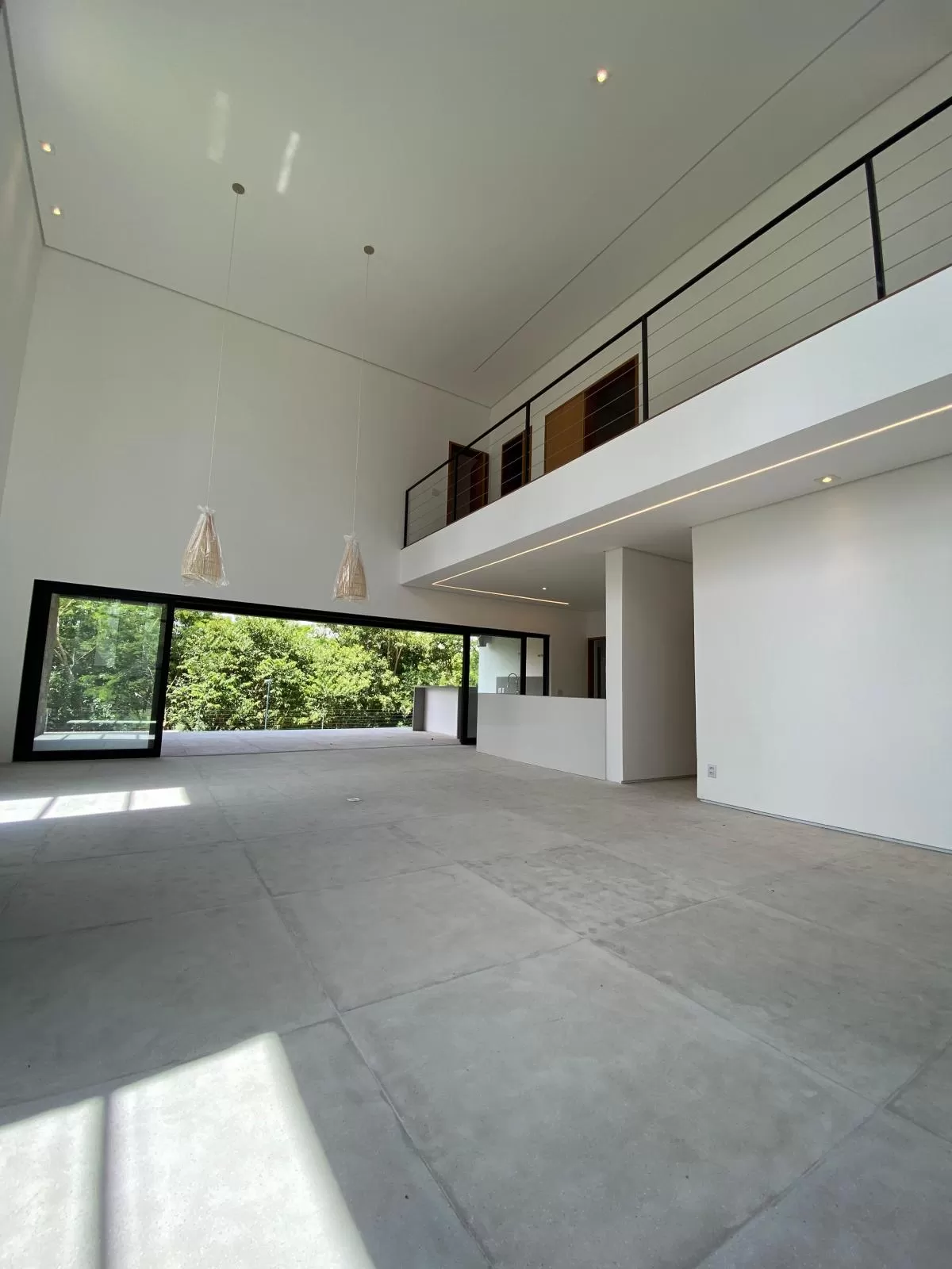 Casa à Venda com 3 suítes e piscina aquecida, 333m² em Votorantim/SP no Condomínio Alphaville Nova Esplanada