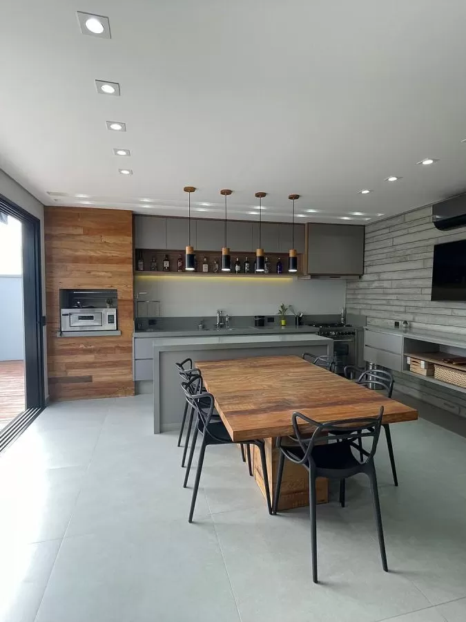 Casa à Venda com 3 suítes sendo 1 master com closet e piscina climatizada, 295m² em Votorantim/SP no Condomínio Alphaville Nova Esplanada