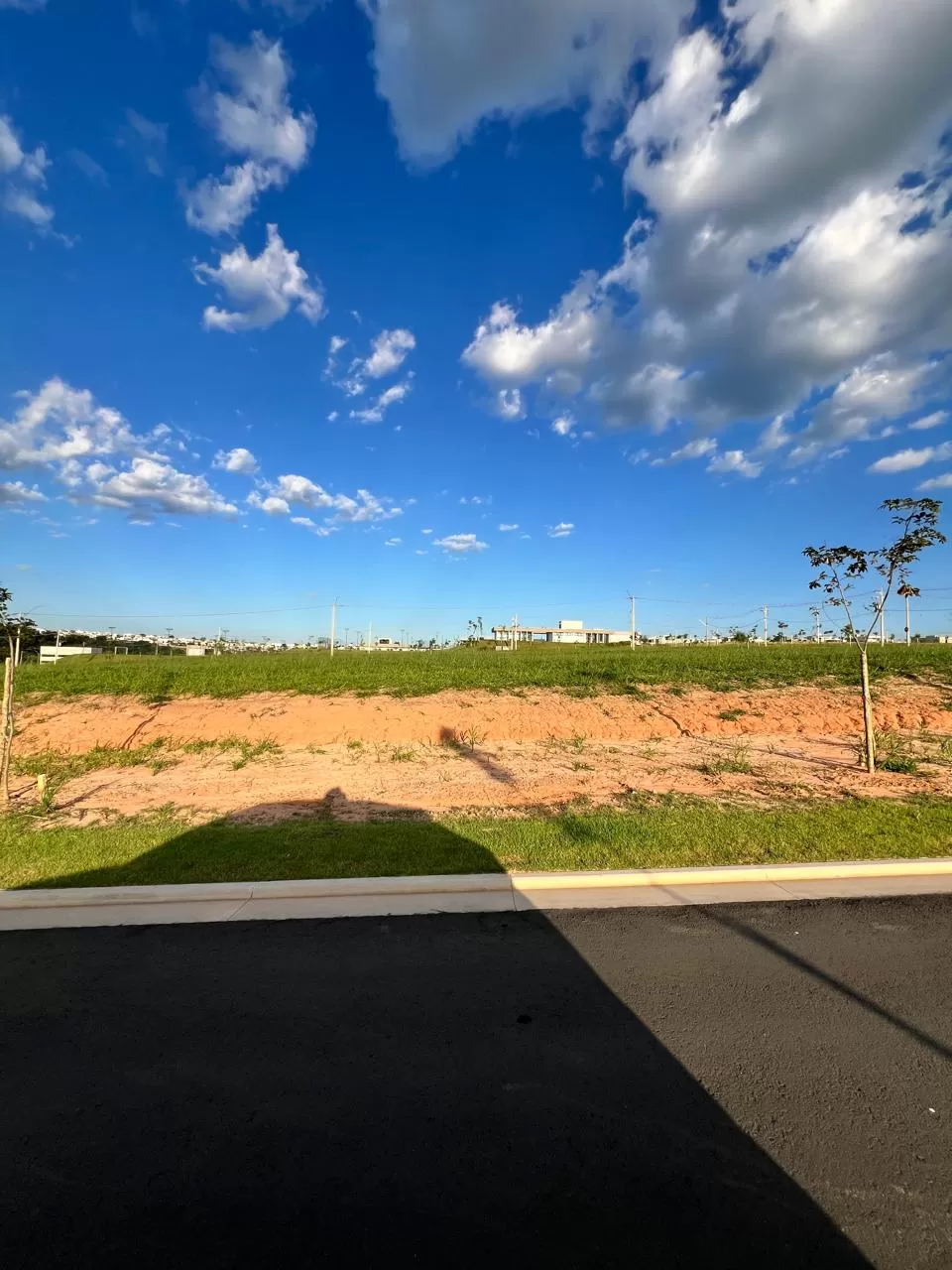 Terreno à Venda próximo à portaria e ao clube, 300m² no Condomínio Terras Alpha em Votorantim/SP