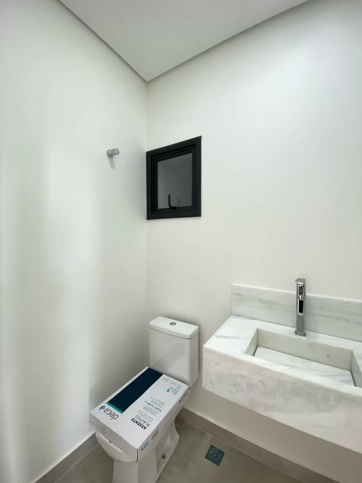 Casa à Venda no Condomínio Villagio Wanel em Sorocaba/SP
