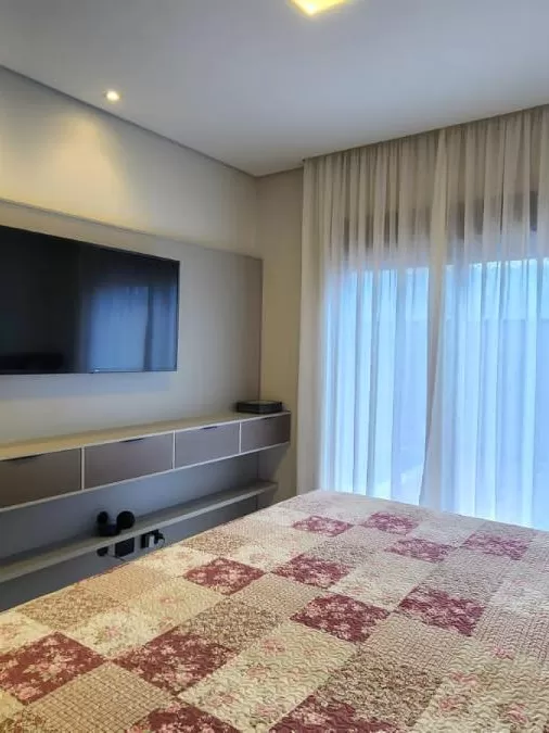 Linda Casa à Venda no Condomínio Ibiti Reserva em Sorocaba/SP