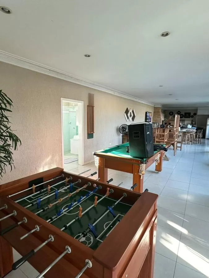 Casa Térrea à Venda no Condomínio Vale do Lago em Sorocaba/SP