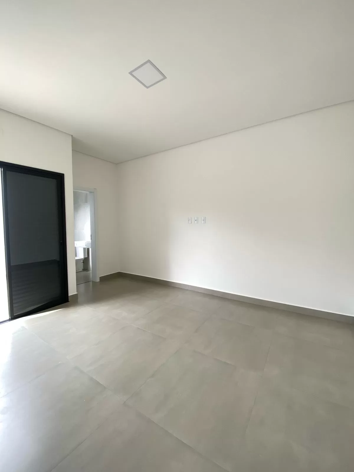 Casa à Venda no Condomínio Villagio Wanel em Sorocaba/SP