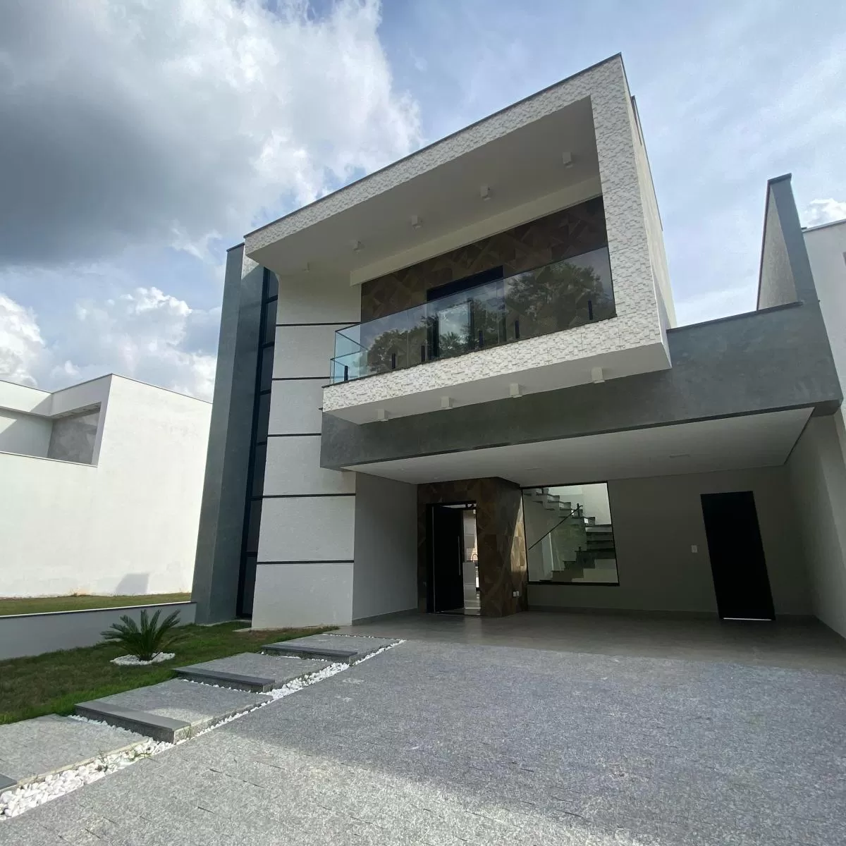Maravilhoso Sobrado à Venda no Condomínio Campos do Conde em Sorocaba/SP