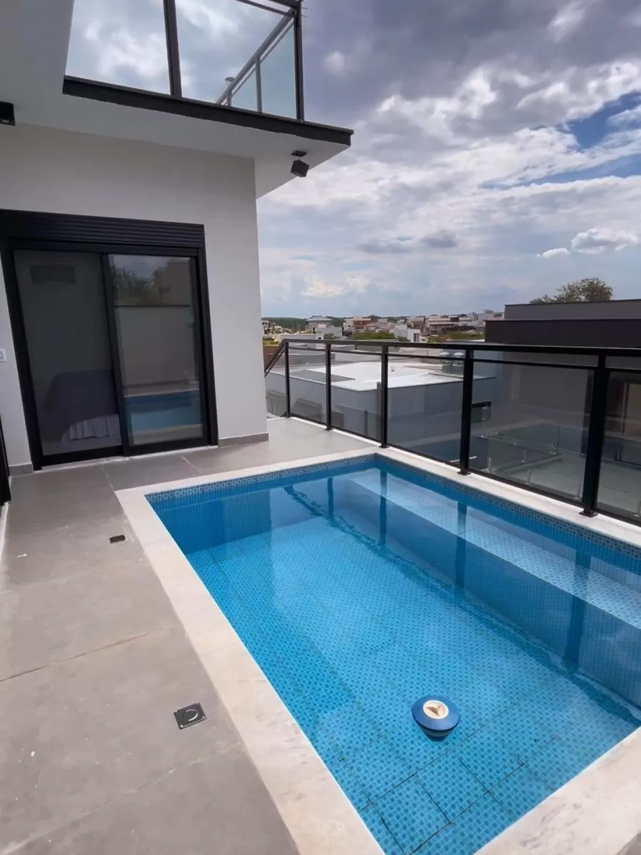 Casa à Venda com 4 suítes, piscina privativa e área gourmet com churrasqueira, 330m² no Condomínio Cyrela Landscape em Votorantim/SP