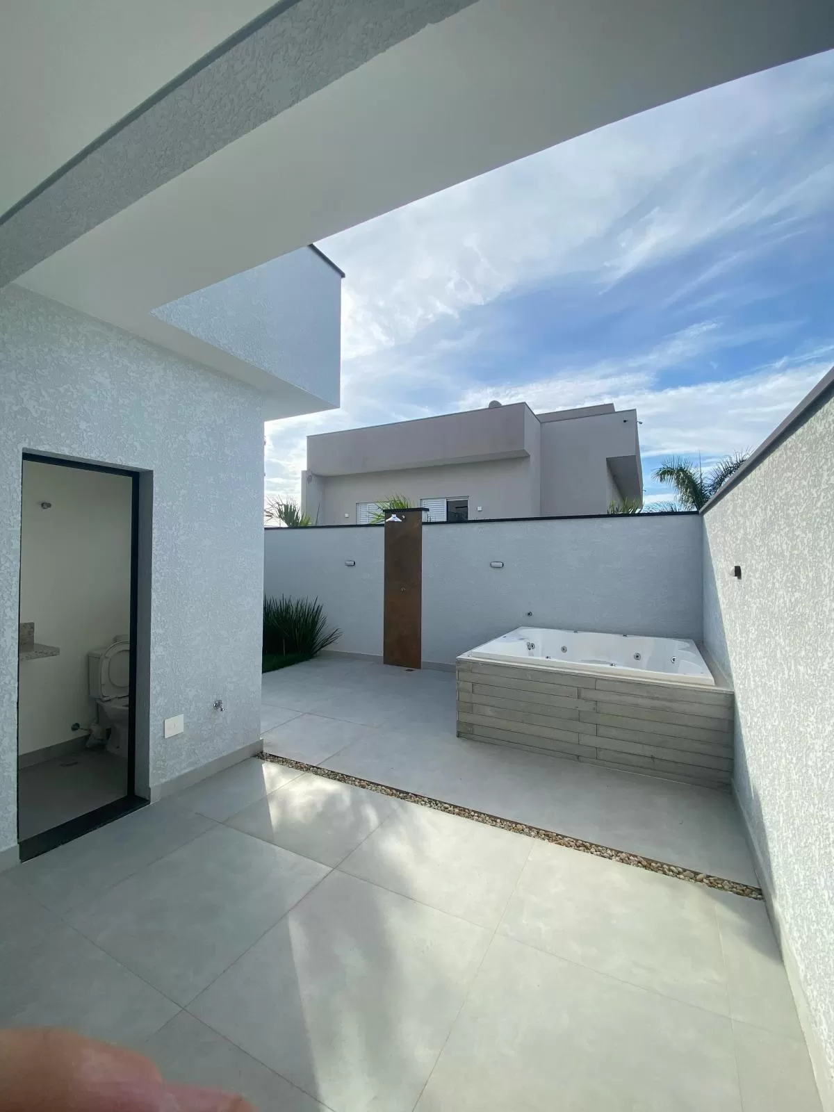 Casa à Venda no Condomínio Campos do Conde