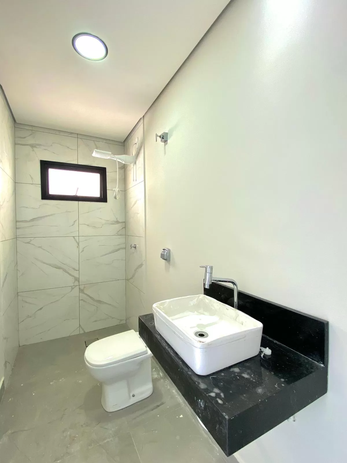 Casa de Esquina à Venda no Condomínio Ibirapuera em Sorocaba/SP