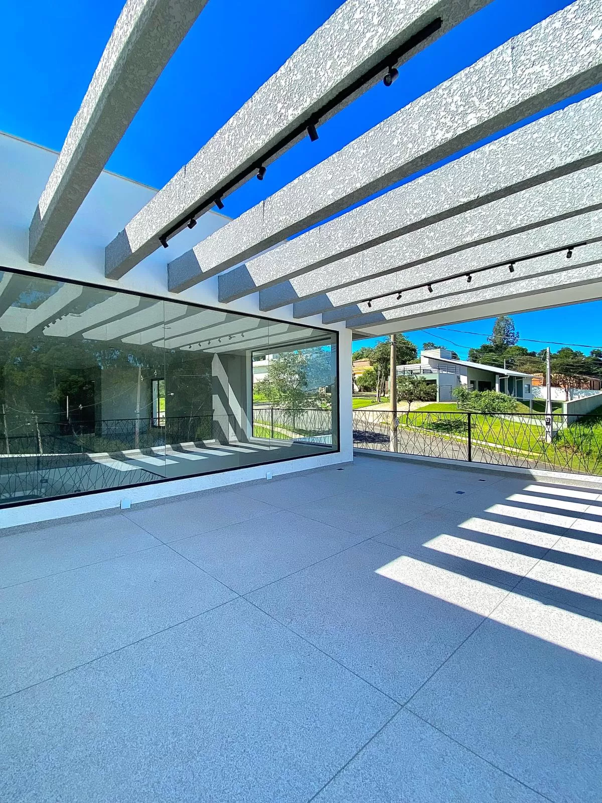 Casa de Esquina à Venda no Condomínio Ibirapuera em Sorocaba/SP