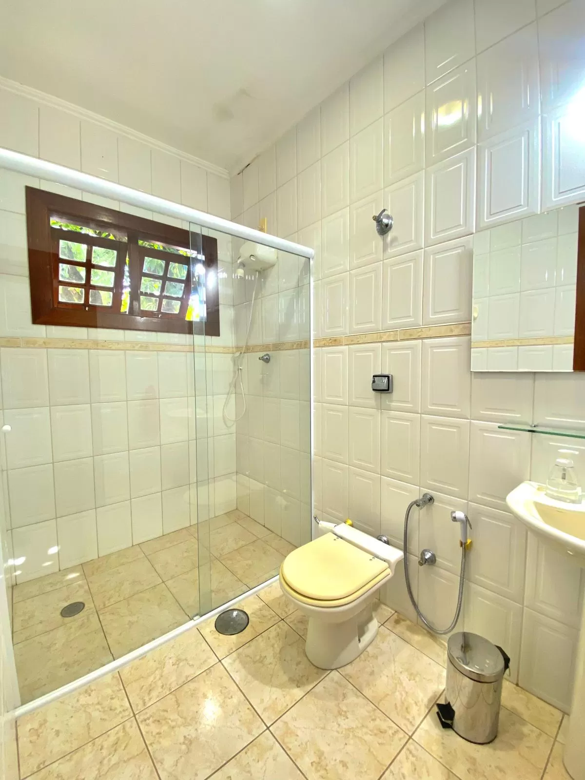 Casa à Venda na Modalidade de Porteira Fechada no Condomínio Vale do Lago em Sorocaba/SP