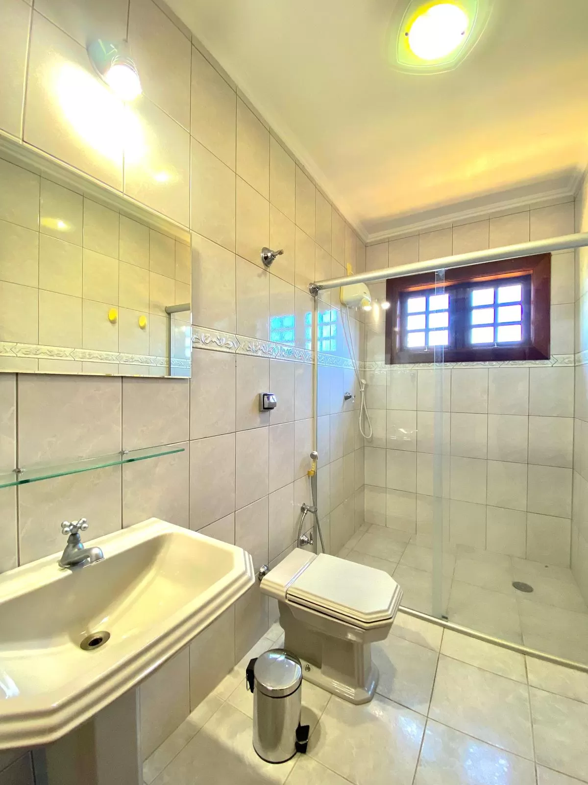 Casa à Venda na Modalidade de Porteira Fechada no Condomínio Vale do Lago em Sorocaba/SP