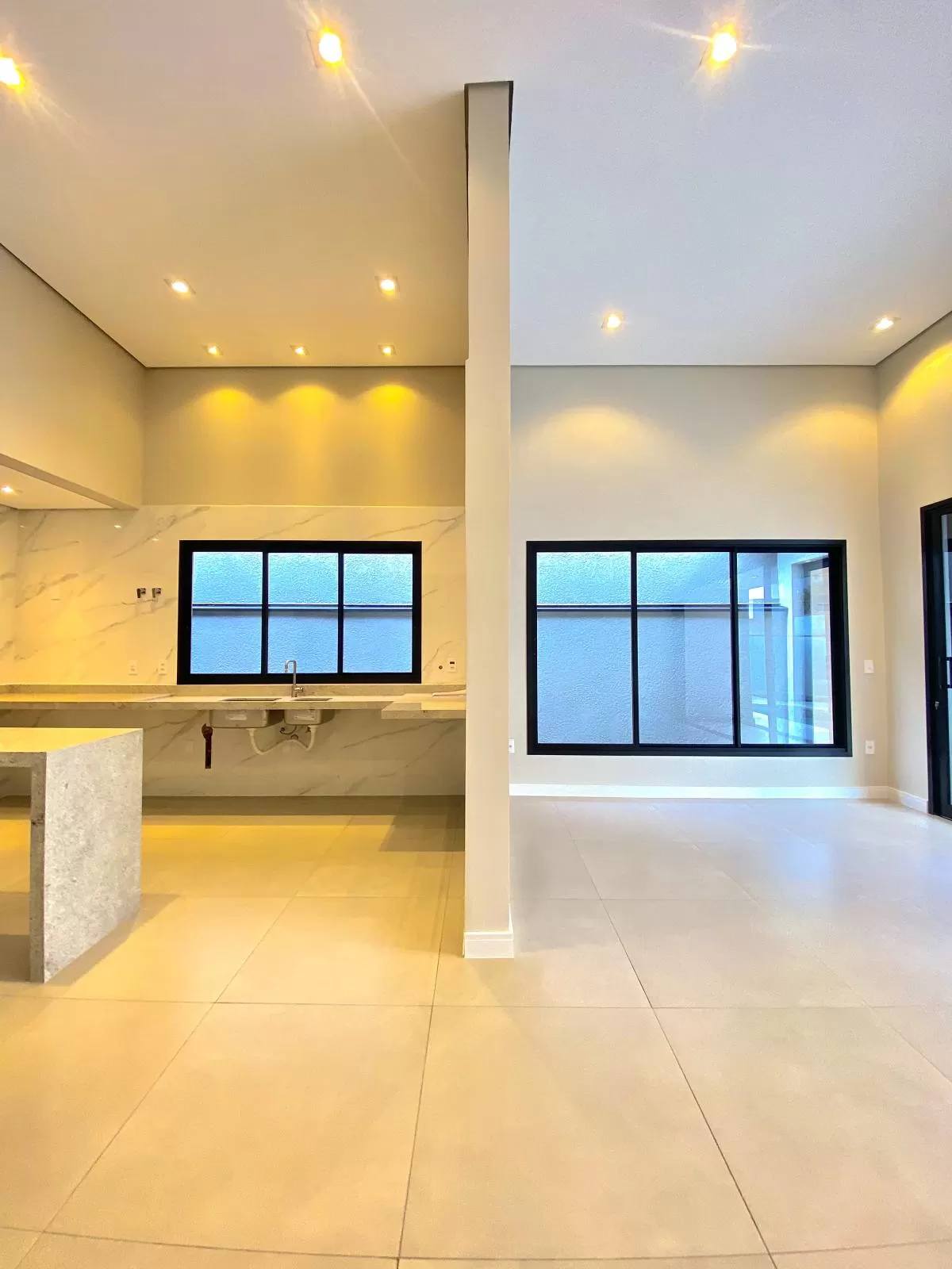 Casa Térrea de Alto Padrão à Venda no Condomínio Giverny em Sorocaba/SP