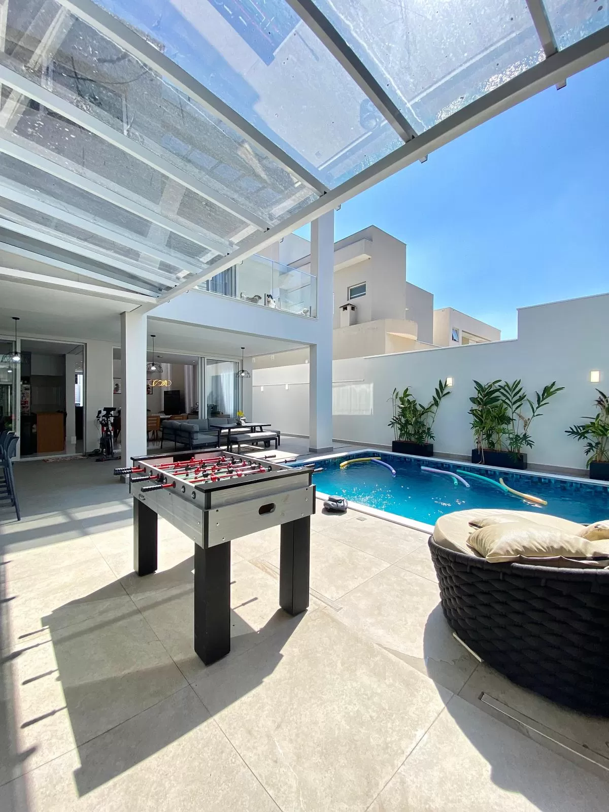 Sobrado à Venda com 3 suítes e piscina, 390m² em Sorocaba/SP no Condomínio Ibiti Royal Park
