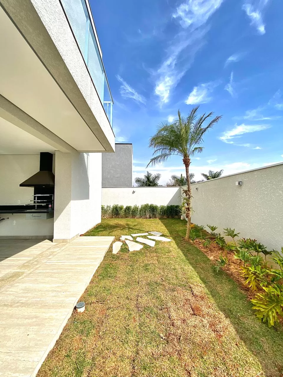 Sobrado à Venda com 4 suítes e piscina, 358m² em Votorantim - Condomínio Alphaville Nova Esplanada em Votorantim/SP