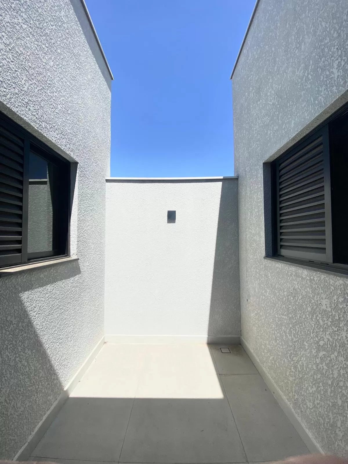 Casa Térrea à Venda com 3 dorm. sendo 1 suíte, 115m² em Sorocaba/SP no Condomínio Terras de São Francisco