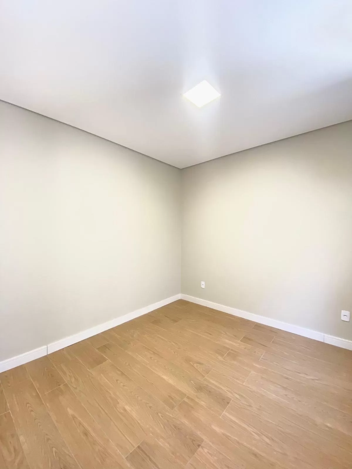 Casa Térrea à Venda com 3 dorm. sendo 1 suíte, 115m² em Sorocaba/SP no Condomínio Terras de São Francisco