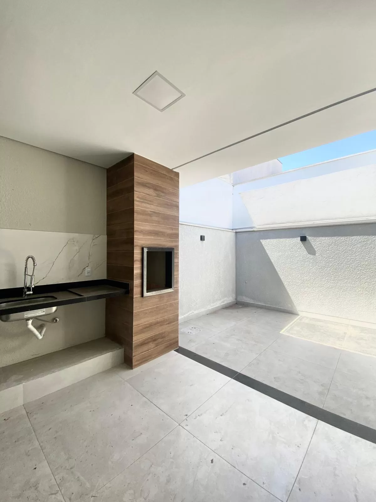 Casa Térrea à Venda com 3 dorm. sendo 1 suíte, 115m² em Sorocaba/SP no Condomínio Terras de São Francisco