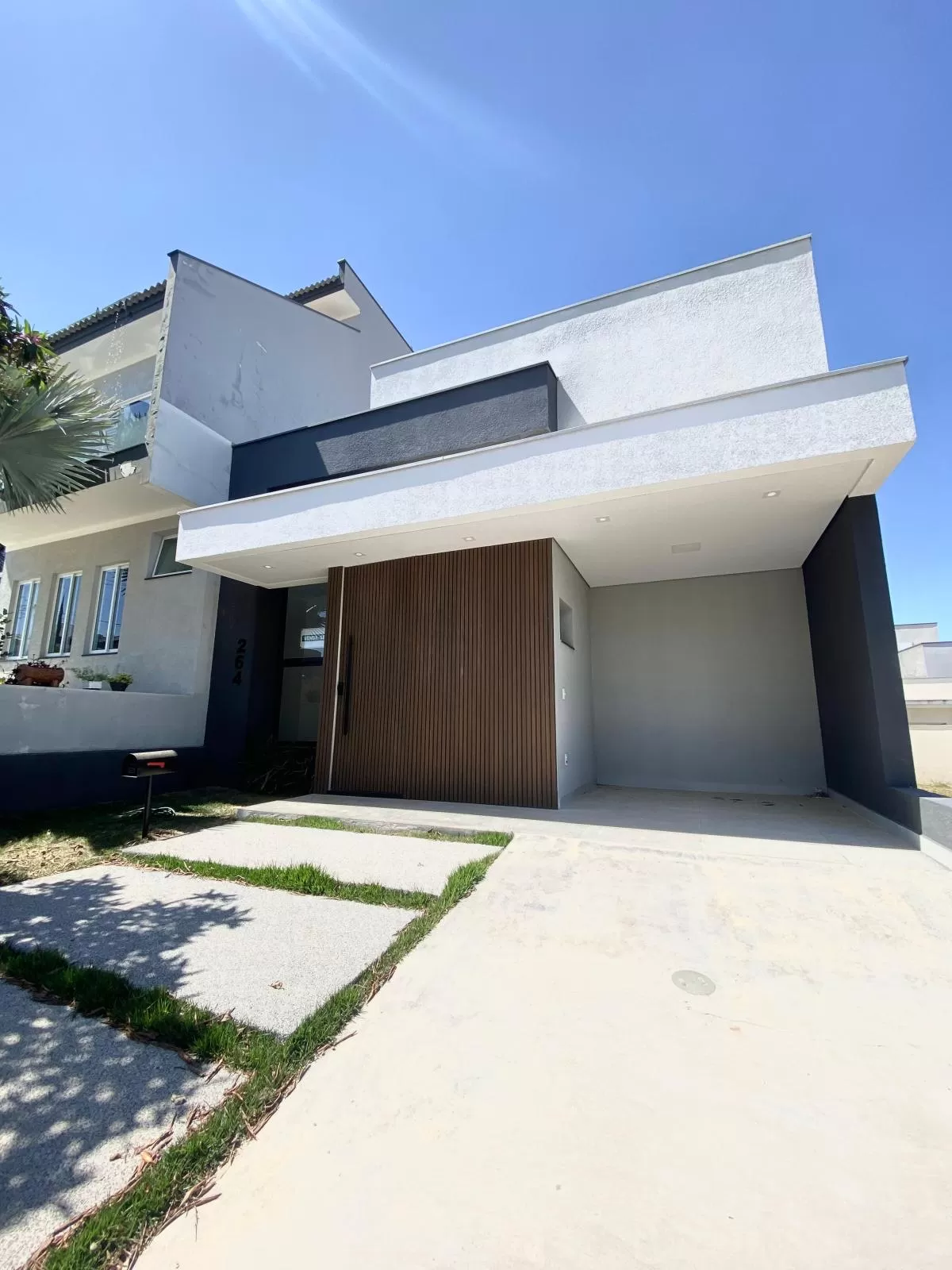 Casa Térrea à Venda com 3 dorm. sendo 1 suíte, 115m² em Sorocaba/SP no Condomínio Terras de São Francisco