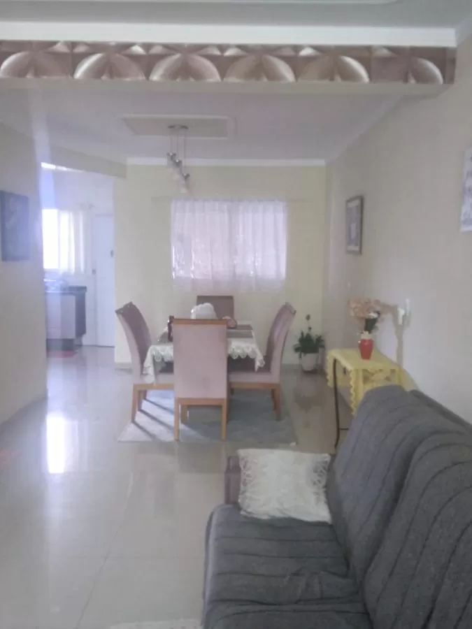 Sobrado à Venda com 3 quartos sendo 1 suíte e área gourmet, 195m² em Sorocaba/SP no Condomínio Reserva Ipanema