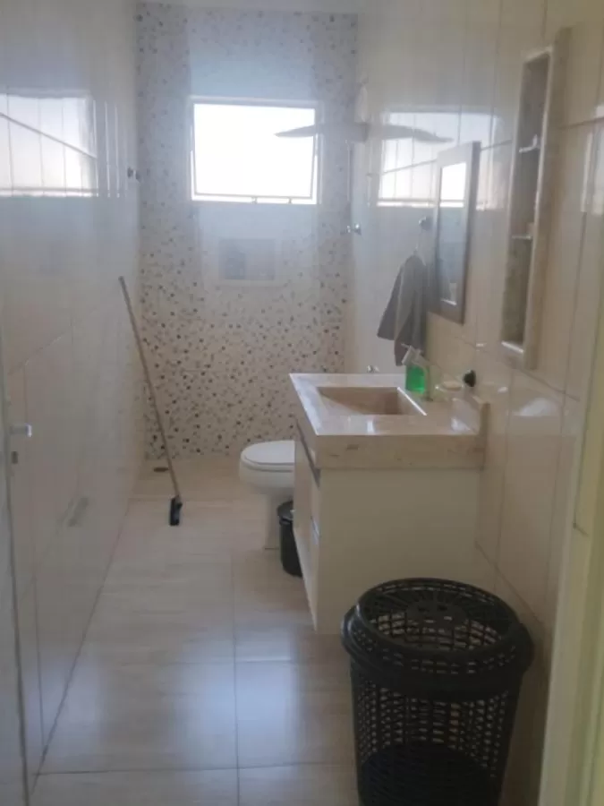 Sobrado à Venda com 3 quartos sendo 1 suíte e área gourmet, 195m² em Sorocaba/SP no Condomínio Reserva Ipanema